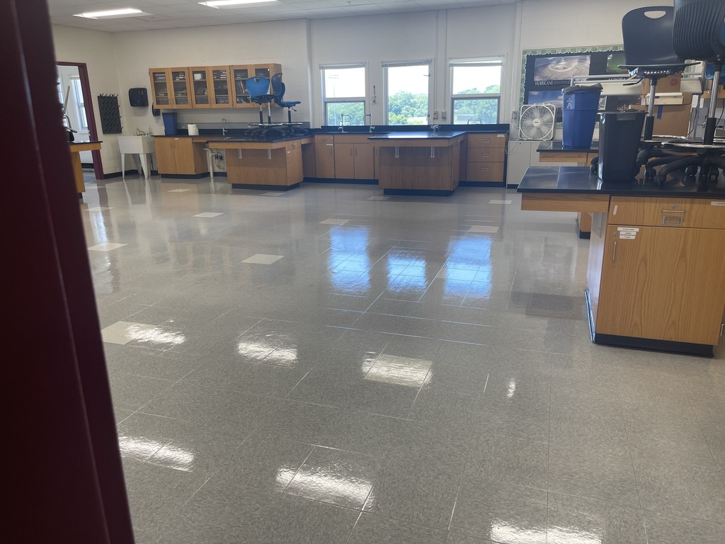 clean floors in a science room